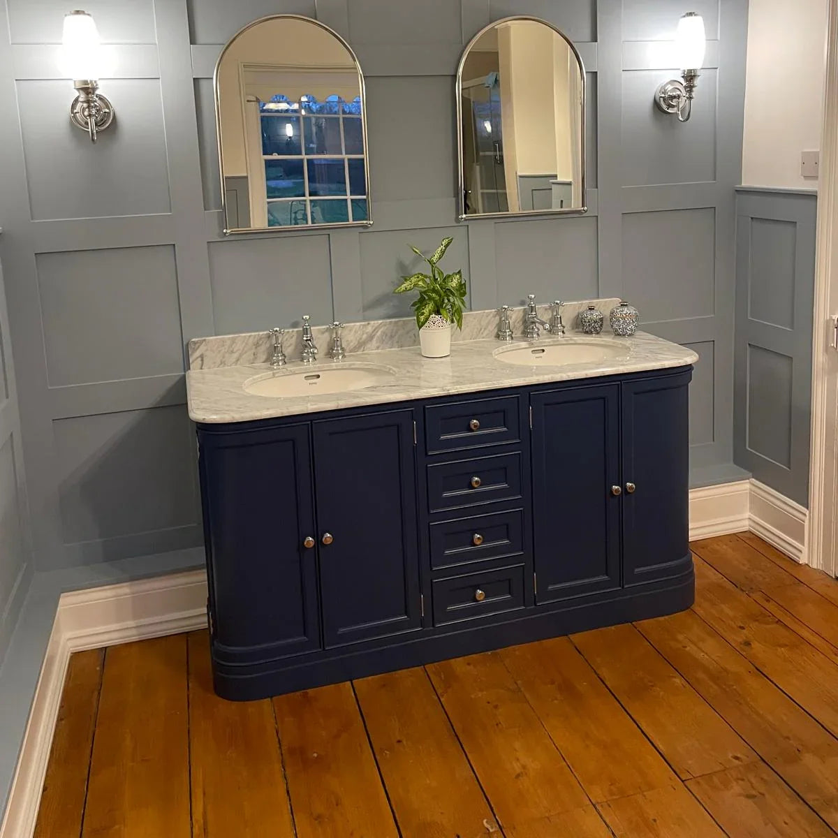Blue, large curved vanity unit 1800mm