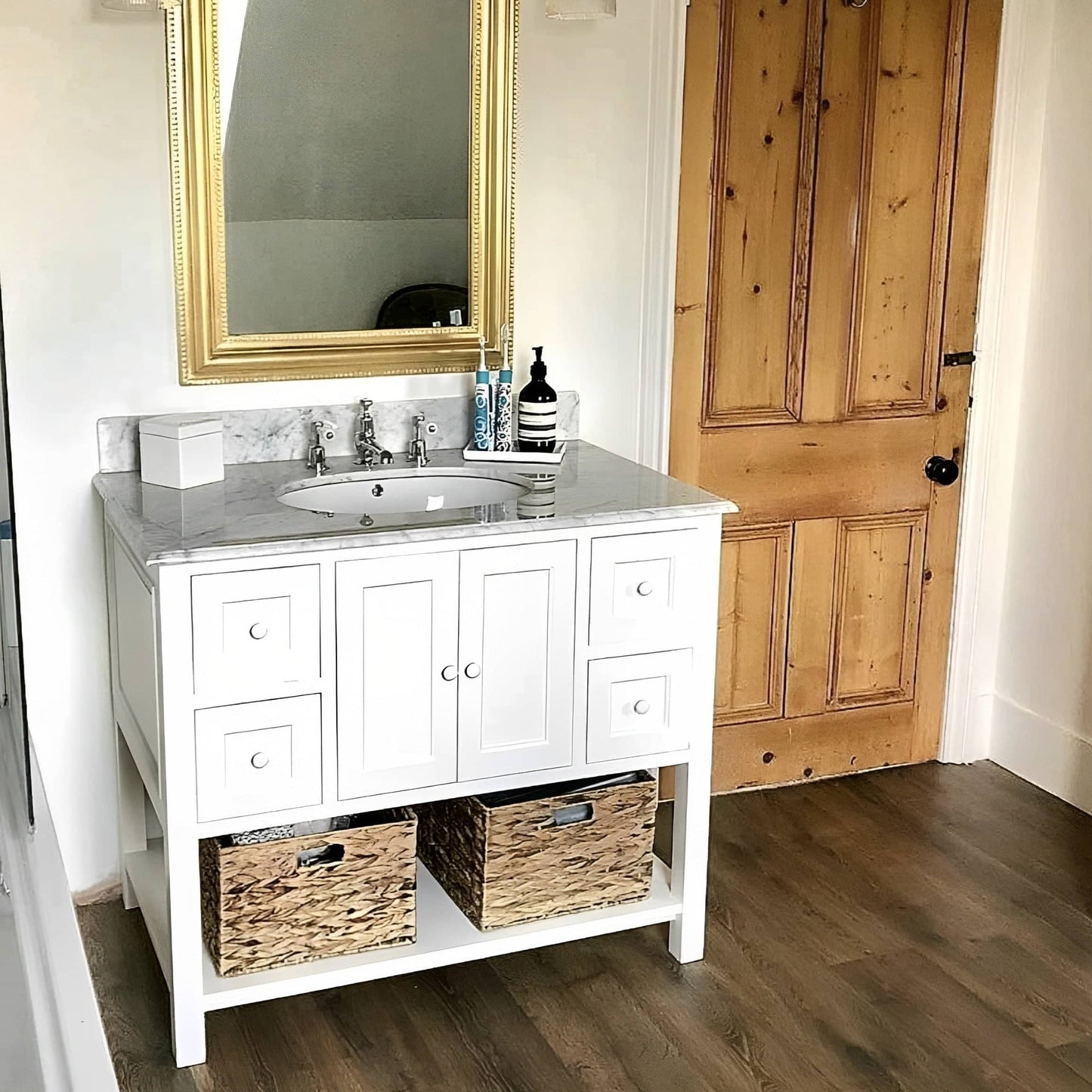 alicia vanity unit in bathroom