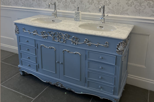 2024: Exciting Paint Choices for Stylish Bathroom Vanities